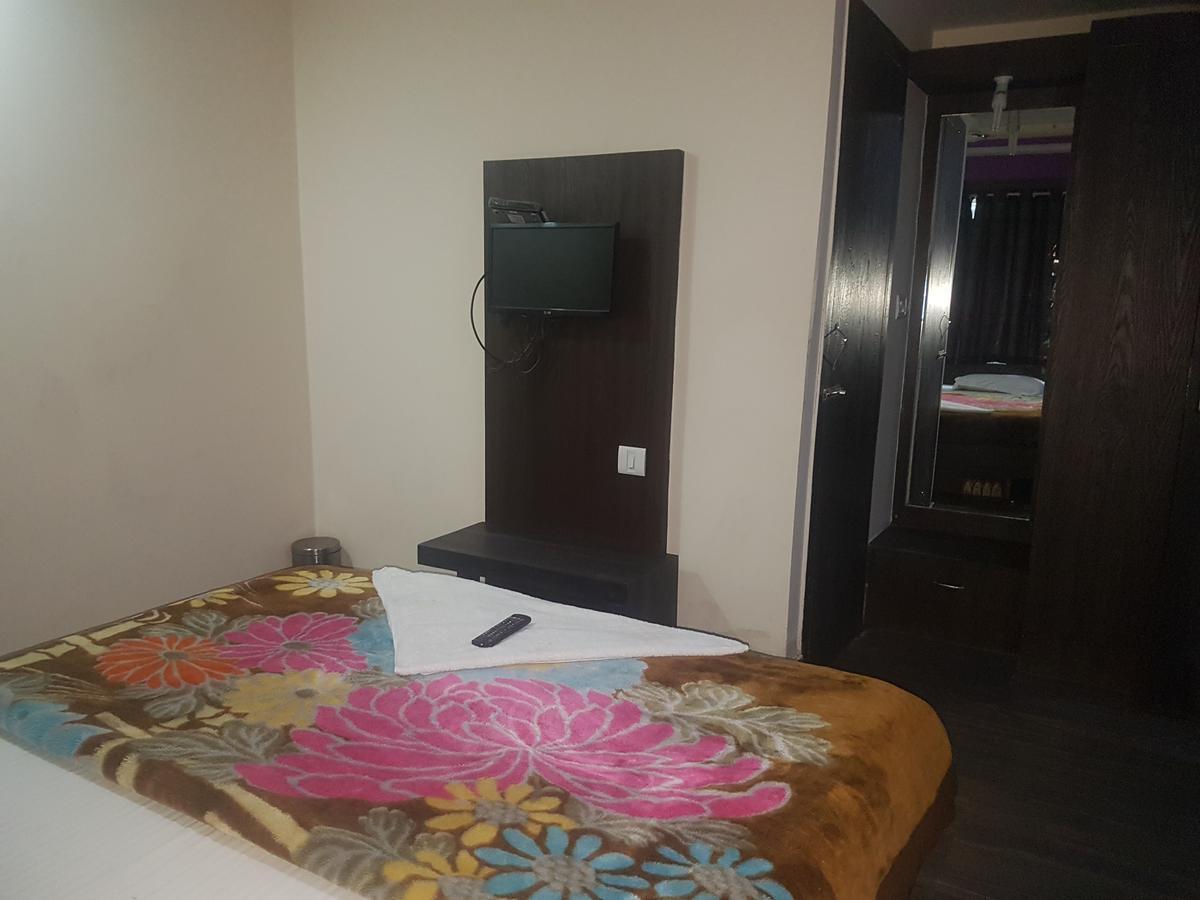 Hotel Grand Palace Gaya Dış mekan fotoğraf