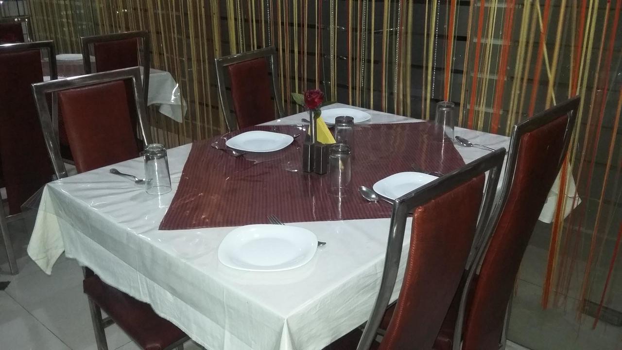 Hotel Grand Palace Gaya Dış mekan fotoğraf
