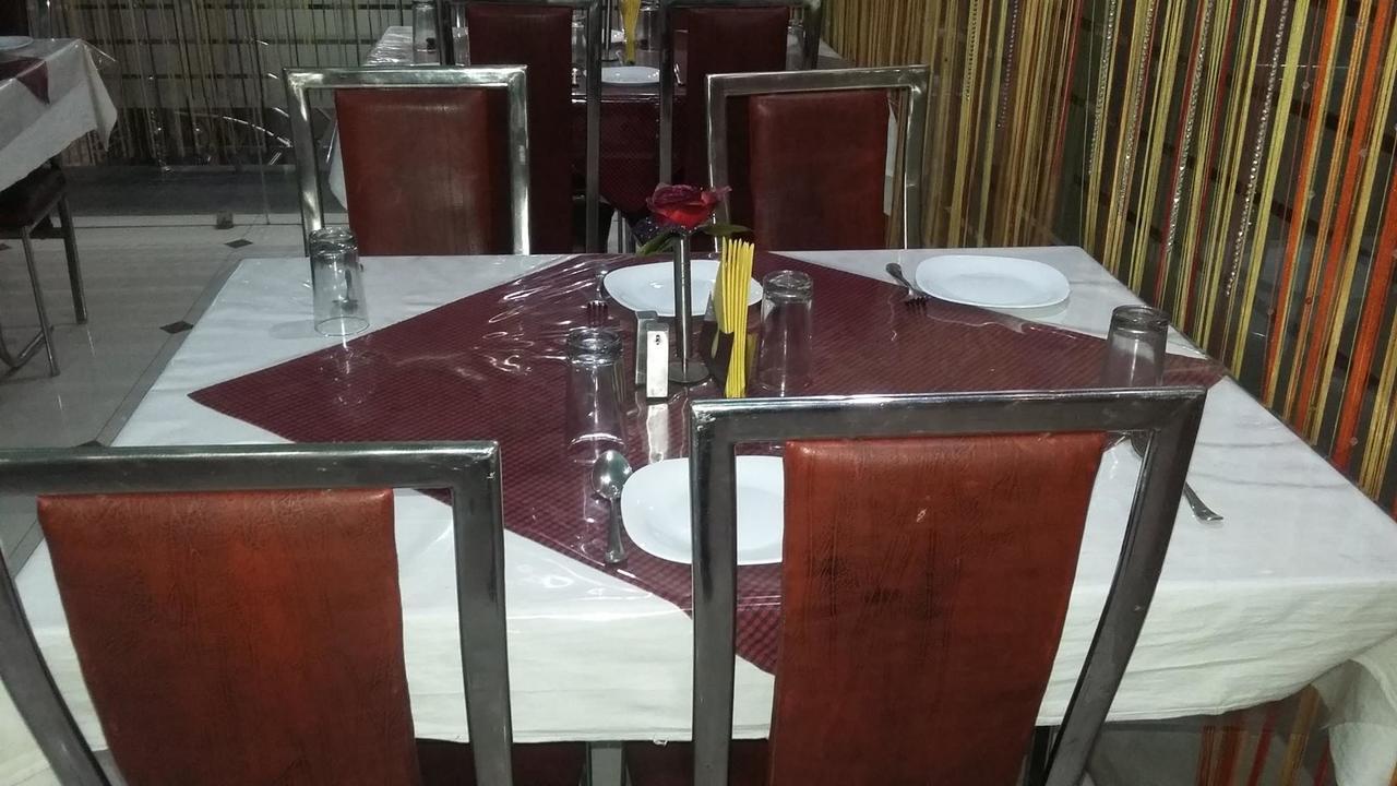 Hotel Grand Palace Gaya Dış mekan fotoğraf