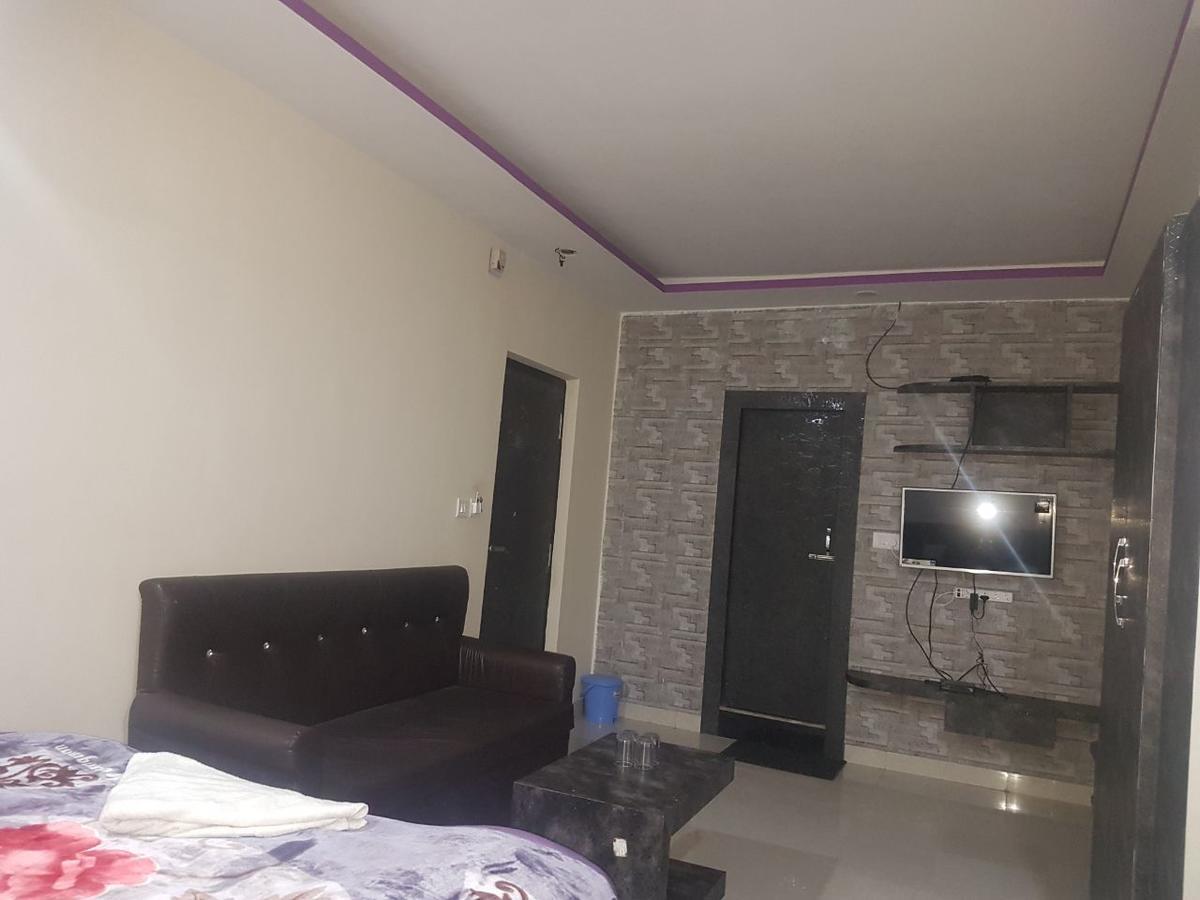 Hotel Grand Palace Gaya Dış mekan fotoğraf